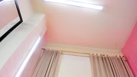 Snapshot of aleja_hill chatting on February 2025 05:58:01 AM Aleja Hill online show from February 2025 05:58:01 AM