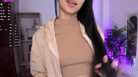 Alejandra online show from January 2025 11:30:02 AM