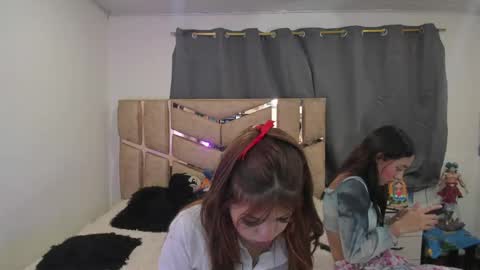 alejando_cb online show from June 2026 01:01:02 AM
