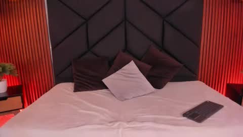 Snapshot of alejandra_vives chatting on November 2025 08:52:01 PM Aleja online show from November 2025 08:52:01 PM