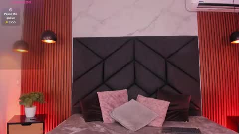 Snapshot of alejandra_vives chatting on November 2025 09:24:02 PM Aleja online show from November 2025 09:24:02 PM