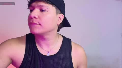 Alejandro G online show from October 2025 01:42:02 PM