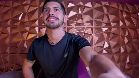 Alejo  online show from November 2025 02:32:01 AM