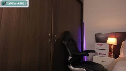 Alejandra online show from March 2025 08:27:01 PM