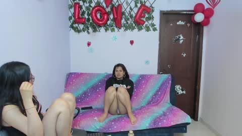 zoe and Kataleya online show from March 2025 03:40:01 PM