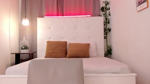 Snapshot of alejo_exotic chatting on June 2026 01:13:01 PM alejo_exotic online show from June 2026 01:13:01 PM