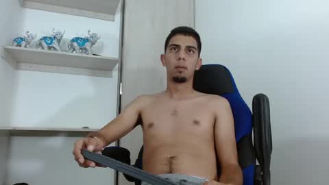 Snapshot of alejo_hot23 chatting on December 2024 02:41:02 AM David online show from December 2024 02:41:02 AM