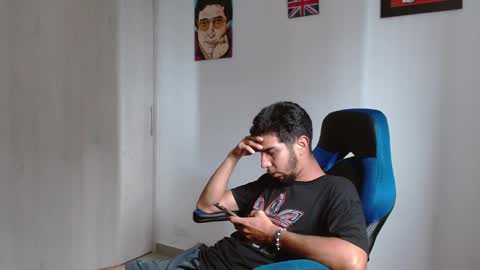 Snapshot of alejo_hot23 chatting on November 2025 02:02:01 PM David online show from November 2025 02:02:01 PM