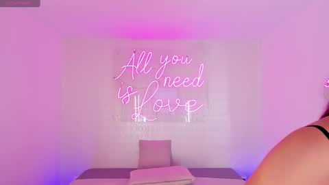 Snapshot of aleksandra_miller chatting on October 2025 03:53:01 PM Aleksandra online show from October 2025 03:53:01 PM