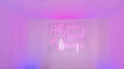 Snapshot of aleksandra_miller chatting on April 2026 12:50:01 PM Aleksandra online show from April 2026 12:50:01 PM