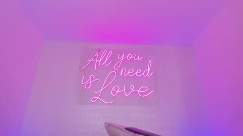 Snapshot of aleksandra_miller chatting on May 2026 05:36:01 AM Aleksandra online show from May 2026 05:36:01 AM