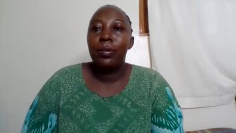 Snapshot of alesha_ chatting on June 2026 04:49:01 AM Noreen Kennth and Emilly online show from June 2026 04:49:01 AM
