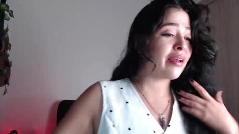 Aleska online show from January 2026 05:37:01 PM