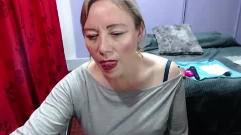 Snapshot of aleska_sex chatting on January 2025 09:25:01 PM ALESKA online show from January 2025 09:25:01 PM