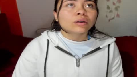 paola online show from May 2026 11:44:01 PM
