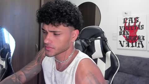 Alessandro Vanni online show from December 2025 12:32:01 PM