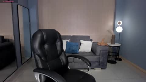 ALESSA ROMERO  online show from February 2026 07:52:02 PM