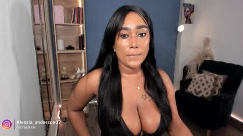 Yy  online show from November 2025 05:40:02 AM