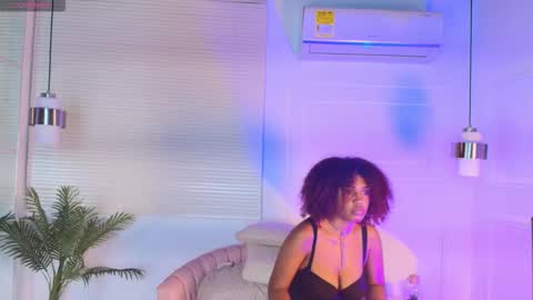 Alejandra  online show from November 2025 02:49:02 PM