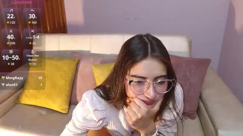 Alessia online show from November 2025 02:31:02 PM