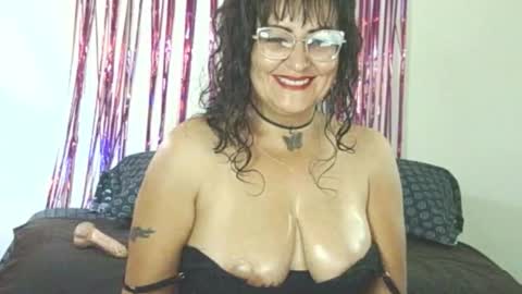Allesiaboobs online show from October 2025 10:43:02 PM
