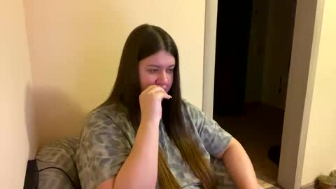 Aletta Oushen online show from January 2025 12:43:01 PM