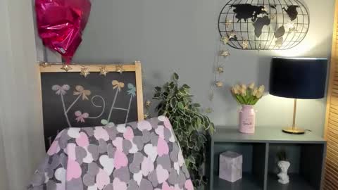 Snapshot of alettablacck chatting on November 2025 01:05:01 AM alettablacck online show from November 2025 01:05:01 AM