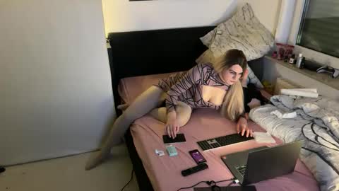 Leyla Leg online show from January 2025 10:26:01 PM