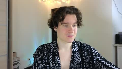 Snapshot of alex_candy_pump chatting on January 2025 04:08:02 AM FAVORITE online show from January 2025 04:08:02 AM