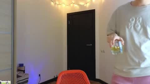 Snapshot of alex_candy_pump chatting on February 2025 12:14:01 AM FAVORITE online show from February 2025 12:14:01 AM