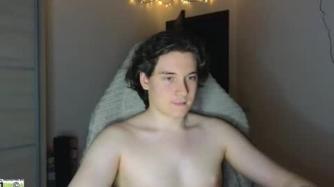 Snapshot of alex_candy_pump chatting on October 2025 09:11:01 PM FAVORITE online show from October 2025 09:11:01 PM