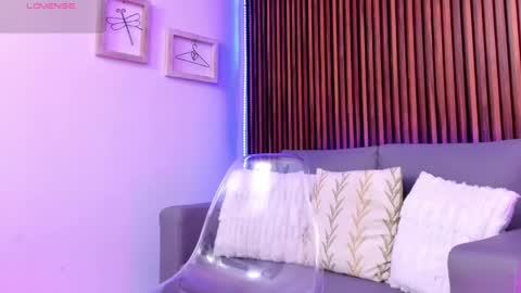 Snapshot of alex_cute77 chatting on May 2026 12:21:01 PM alex online show from May 2026 12:21:01 PM