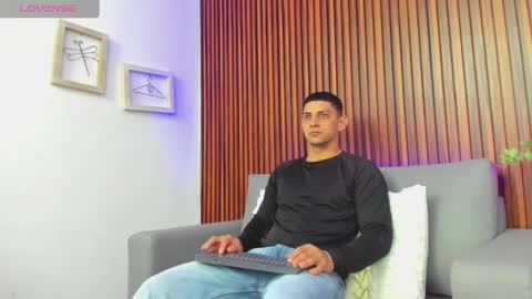 Snapshot of alex_cute77 chatting on May 2026 01:51:02 PM alex online show from May 2026 01:51:02 PM