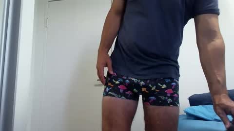 Alex online show from February 2026 11:00:01 PM