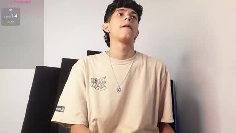 alex_mark_ online show from December 2025 02:23:01 PM