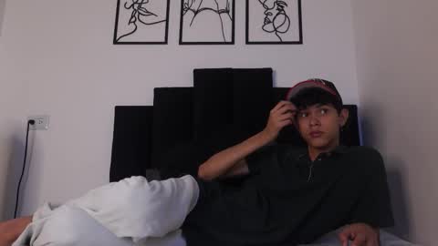 alex_mark_ online show from February 2026 01:43:01 PM