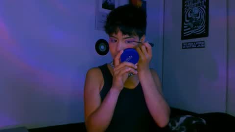 Alex online show from October 2025 12:11:01 AM