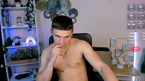 Snapshot of alex_reeding chatting on May 2026 02:29:02 AM Alex online show from May 2026 02:29:02 AM