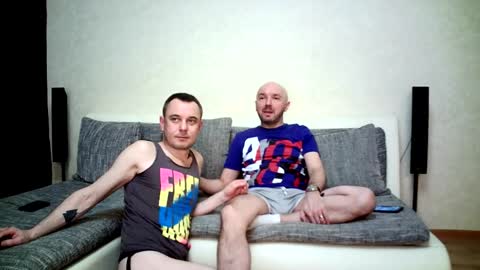 Alex and Tobey online show from February 2026 02:43:01 AM