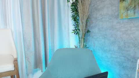 Snapshot of alexa_foxx27 chatting on February 2026 07:28:01 PM alexa_foxx27 online show from February 2026 07:28:01 PM