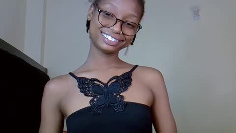 Snapshot of alexa_foxxie chatting on December 2024 08:23:02 AM Alexa online show from December 2024 08:23:02 AM