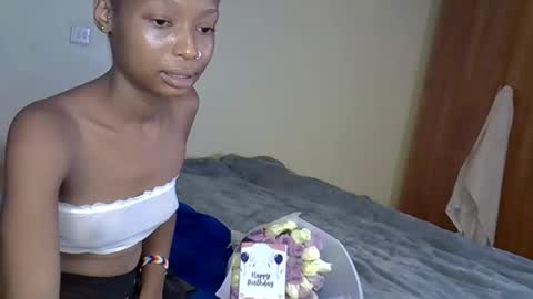 Snapshot of alexa_foxxie chatting on January 2025 01:05:02 PM Alexa online show from January 2025 01:05:02 PM