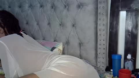 Snapshot of alexa_foxxie chatting on February 2025 01:40:02 PM Alexa online show from February 2025 01:40:02 PM