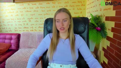 Alexa online show from November 2025 10:14:01 AM