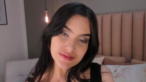 Alexa Thaylor online show from September 2025 02:07:02 PM