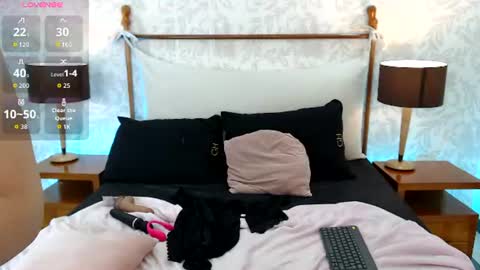 Snapshot of alexaa_sanz chatting on June 2026 06:17:02 PM Alexaa sanz online show from June 2026 06:17:02 PM
