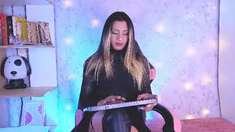 Snapshot of alexaavandercloude chatting on July 2026 10:13:01 PM alexaavandercloude online show from July 2026 10:13:01 PM