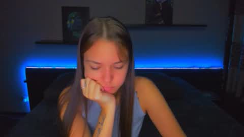 angel online show from December 2025 12:28:02 AM