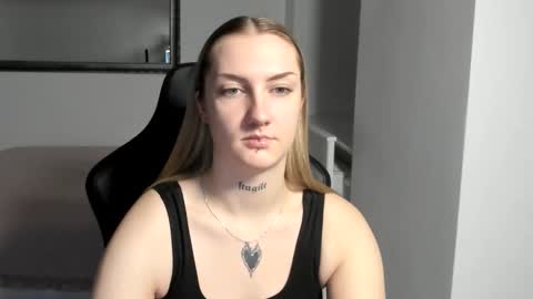 Alexa online show from November 2025 03:45:01 PM