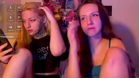 Snapshot of alexalarose chatting on April 2026 12:57:01 AM alexalarose online show from April 2026 12:57:01 AM